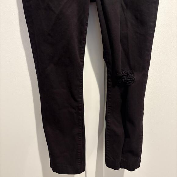 Levi’s Premium 724 High Rise Straight Jeans 28 Black Distressed Knee Hemmed 26” - Picture 5 of 16